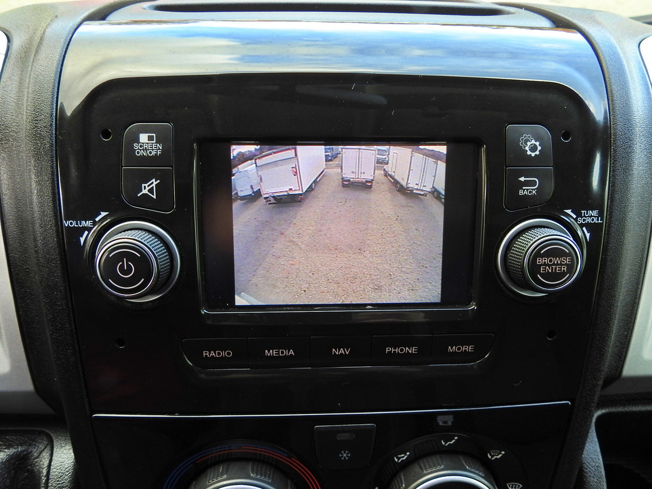 Closed box van FIAT DUCATO BOX LIFT 8 PALLETS CRUISE CONTROL NAVIGATION AIR CONDITIONING LED LIGHTS  130HP: picture 39