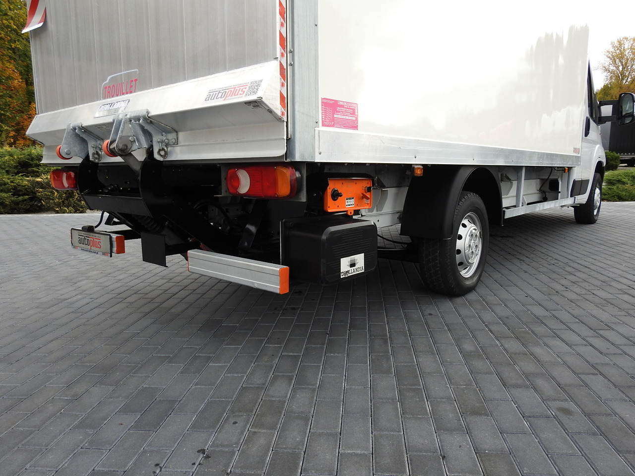 Closed box van FIAT DUCATO BOX LIFT 8 PALLETS CRUISE CONTROL NAVIGATION AIR CONDITIONING LED LIGHTS  130HP: picture 26