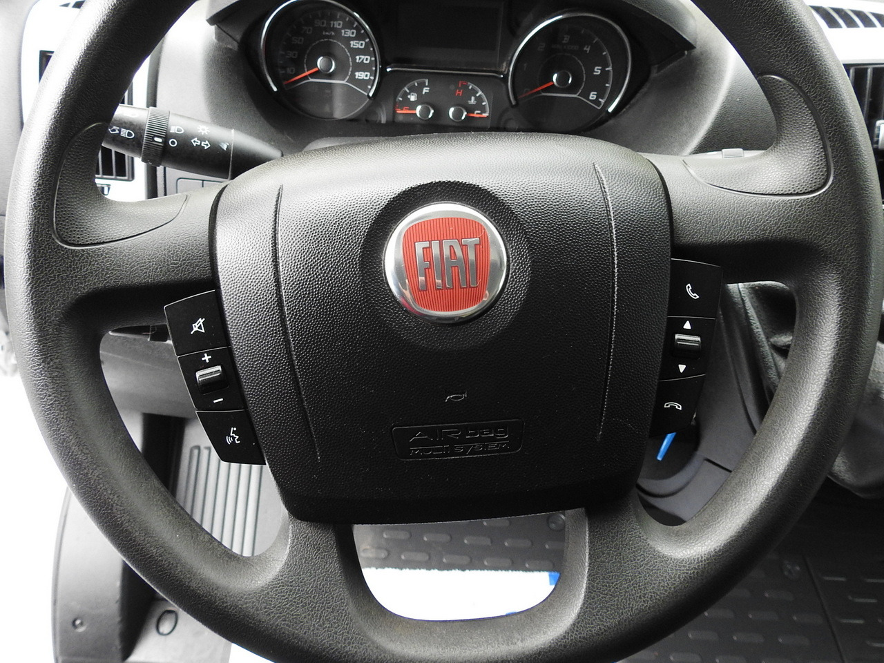 Closed box van FIAT DUCATO BOX LIFT 8 PALLETS CRUISE CONTROL NAVIGATION AIR CONDITIONING LED LIGHTS  130HP: picture 33