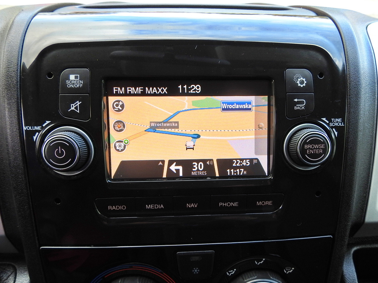 Closed box van FIAT DUCATO BOX LIFT 8 PALLETS CRUISE CONTROL NAVIGATION AIR CONDITIONING LED LIGHTS  130HP: picture 38