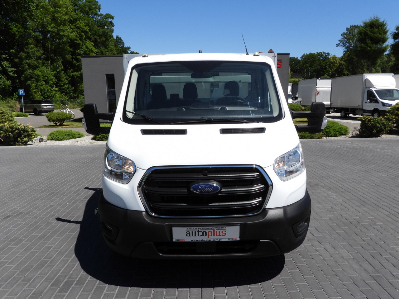 FORD TRANSIT STAKE BODY 10 PALLETS CRUISE CONTROL LED LIGHTS PNEUMATICS AIR CONDITIONING 160HP - Open body delivery van: picture 5 FORD TRANSIT STAKE BODY 10 PALLETS CRUISE CONTROL LED LIGHTS PNEUMATICS AIR CONDITIONING 160HP - Open body delivery van: picture 5