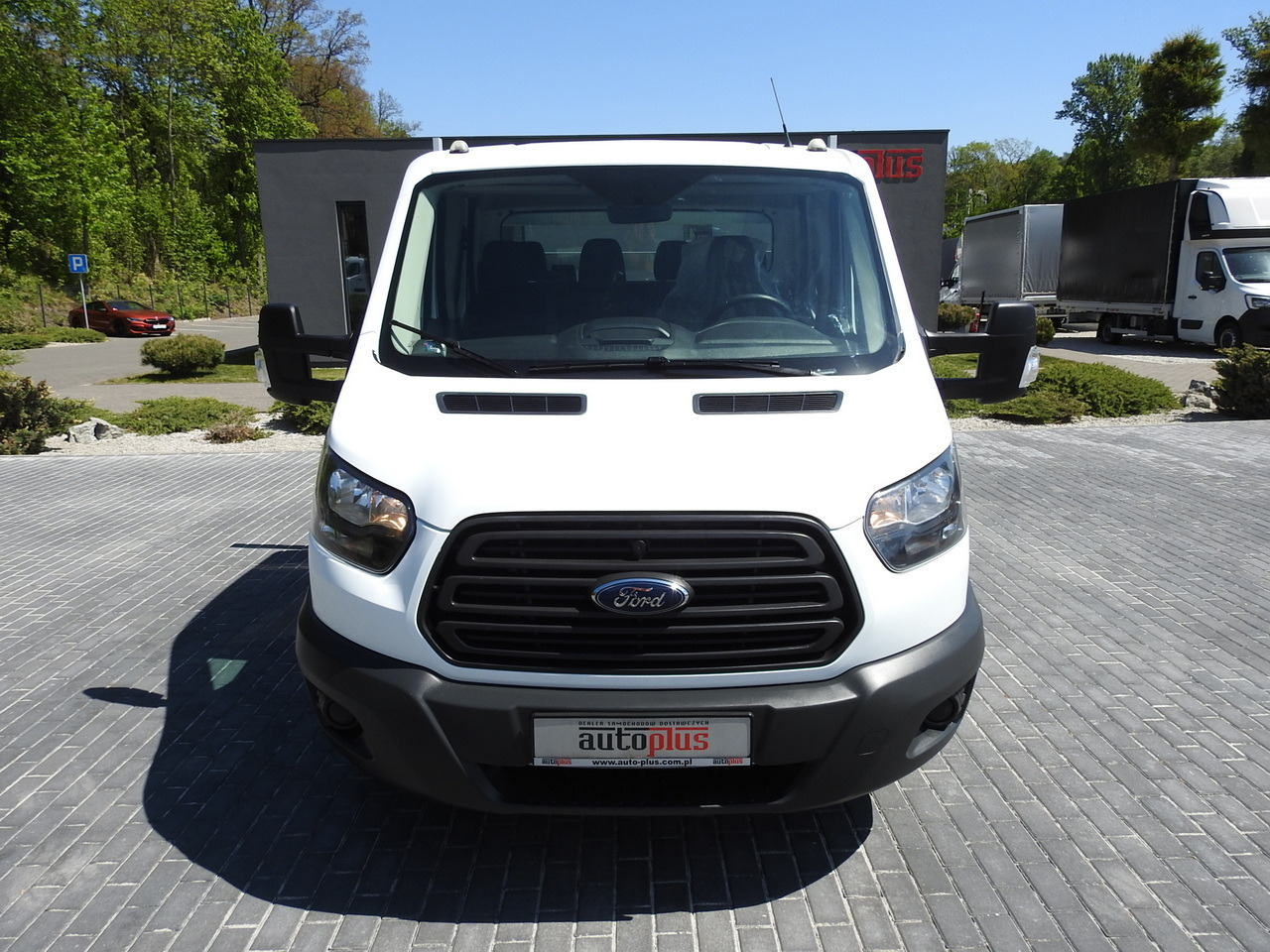 FORD TRANSIT STAKE BODY DOUBLE CABIN DOKA 7 SEATS AIR CONDITIONING 130HP - Open body delivery van: picture 5 FORD TRANSIT STAKE BODY DOUBLE CABIN DOKA 7 SEATS AIR CONDITIONING 130HP - Open body delivery van: picture 5