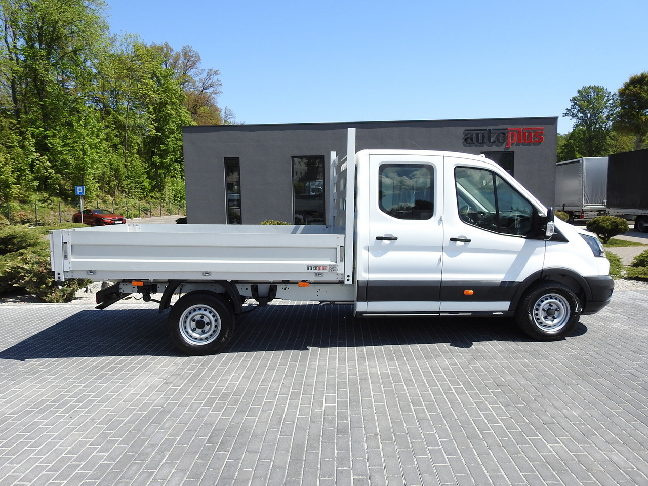 FORD TRANSIT STAKE BODY DOUBLE CABIN DOKA 7 SEATS AIR CONDITIONING  130HP leasing FORD TRANSIT STAKE BODY DOUBLE CABIN DOKA 7 SEATS AIR CONDITIONING  130HP: picture 7