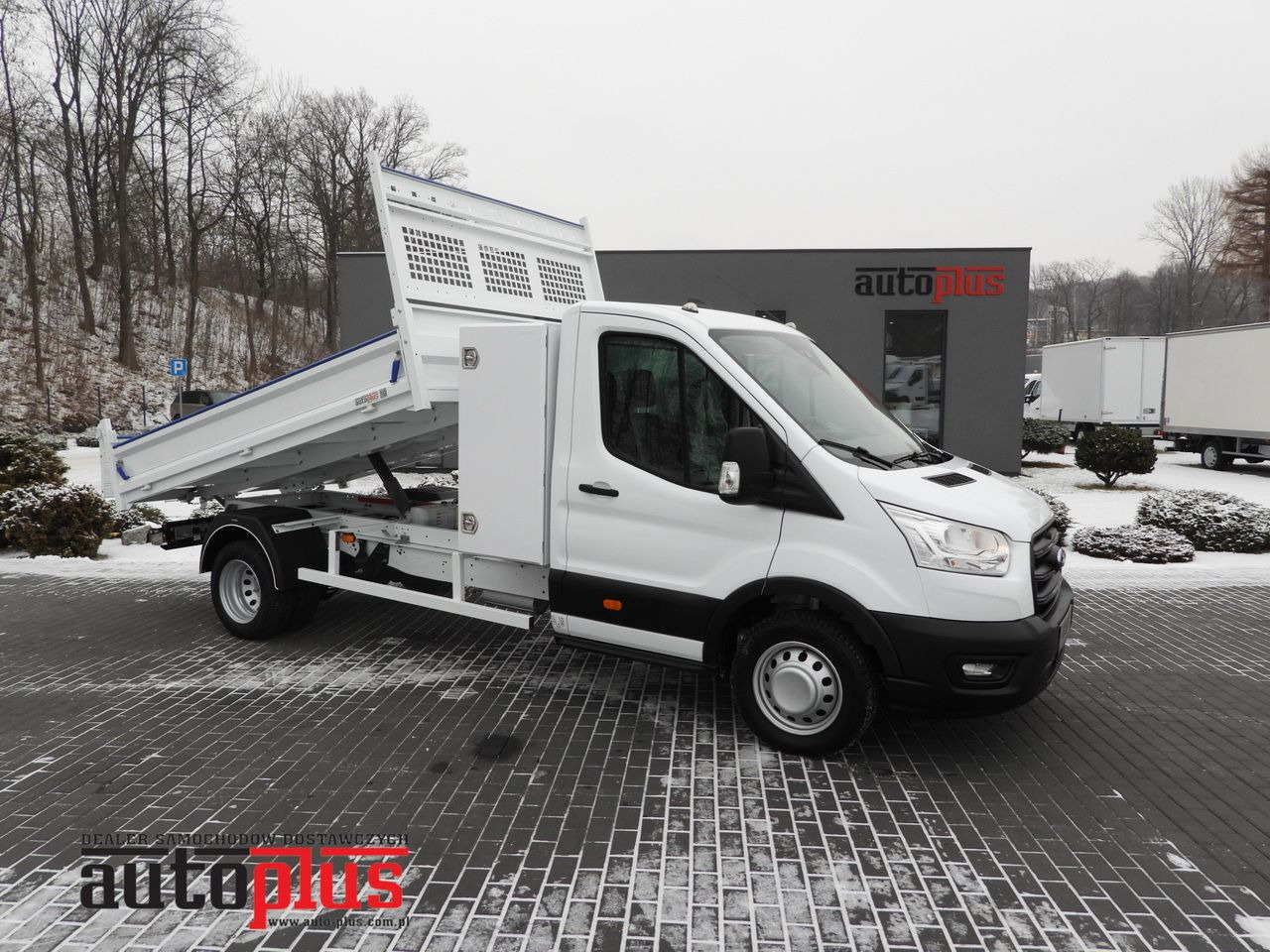 FORD TRANSIT TIPPER CRUISE CONTROL LED LIGHTS TWIN WHEELS AIR CONDITIONING 170HP - Tipper van: picture 1 FORD TRANSIT TIPPER CRUISE CONTROL LED LIGHTS TWIN WHEELS AIR CONDITIONING 170HP - Tipper van: picture 1
