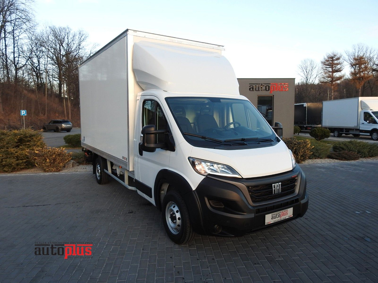 Fiat DUCATO KOFFER AUFZUG 8 PALETTEN TEMPOMAT - Closed box van: picture 1 Fiat DUCATO KOFFER AUFZUG 8 PALETTEN TEMPOMAT - Closed box van: picture 1