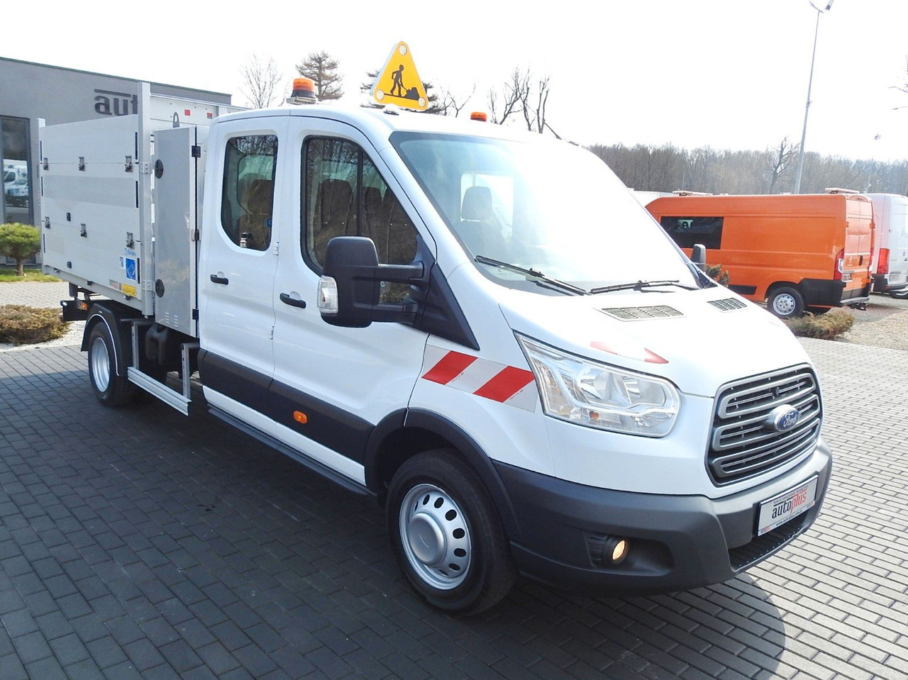 Ford TRANSIT KIPPER DOPPELKABINE DOKA 7 SITZE A/C - Tipper van, Combi van: picture 4 Ford TRANSIT KIPPER DOPPELKABINE DOKA 7 SITZE A/C - Tipper van, Combi van: picture 4