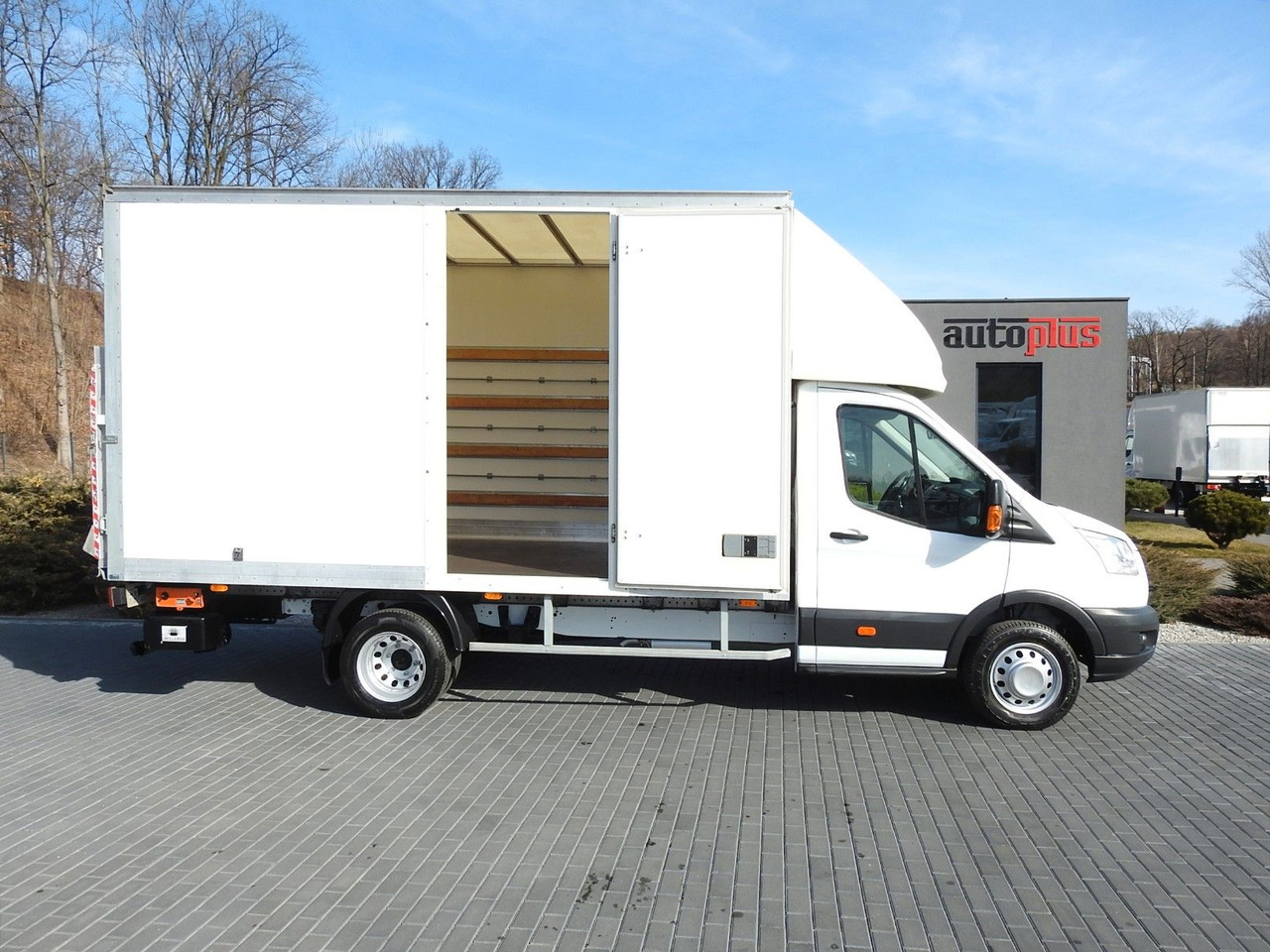Closed box van Ford TRANSIT  KOFFER AUFZUG 8 PALETTEN TEMPOMAT LED: picture 8