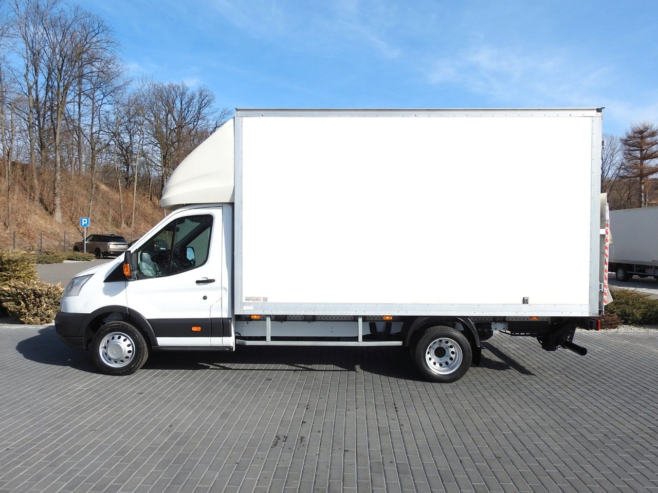 Closed box van Ford TRANSIT  KOFFER AUFZUG 8 PALETTEN TEMPOMAT LED: picture 9