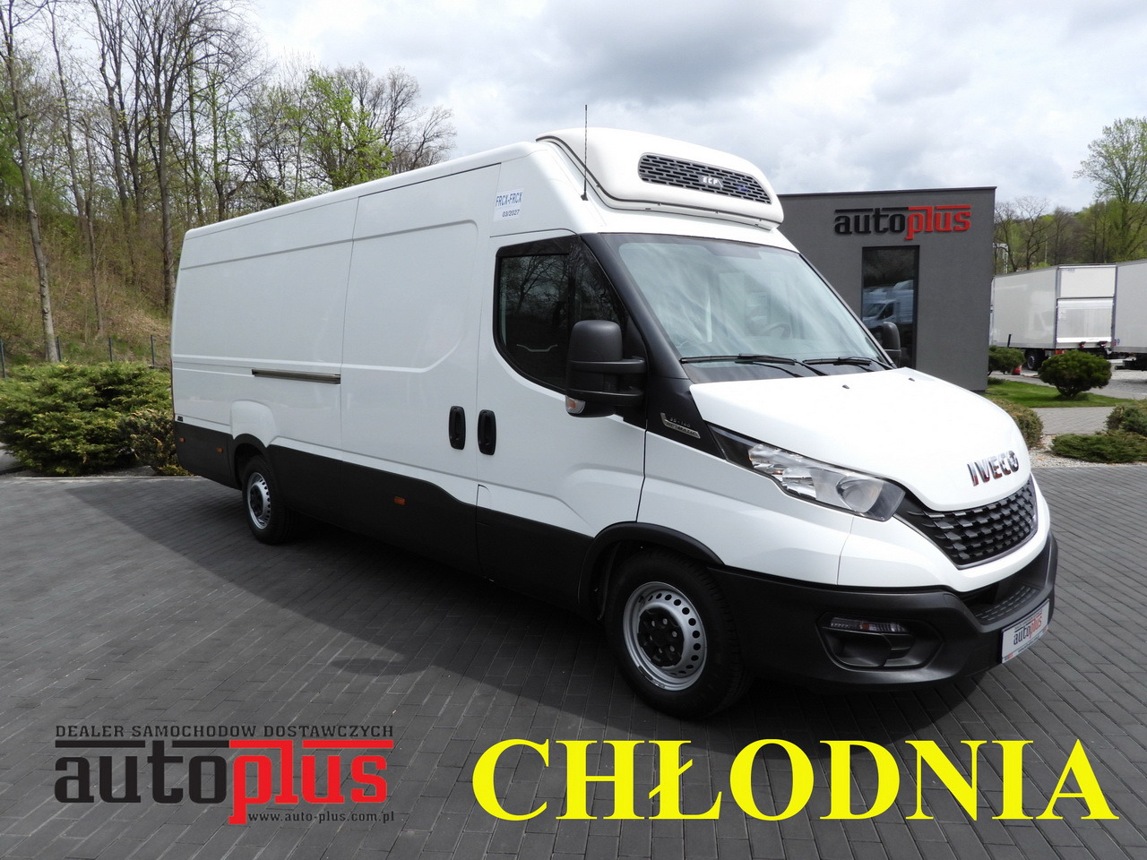 IVECO DAILY 35S14 REFRIGERATOR VAN 0*C POWER SUPPLY 230V CRUISE CONTROL AUTOMATIC TRANSMISSION HI-MATIC AIR CONDITIONING 140HP - Refrigerated delivery van: picture 1 IVECO DAILY 35S14 REFRIGERATOR VAN 0*C POWER SUPPLY 230V CRUISE CONTROL AUTOMATIC TRANSMISSION HI-MATIC AIR CONDITIONING 140HP - Refrigerated delivery van: picture 1