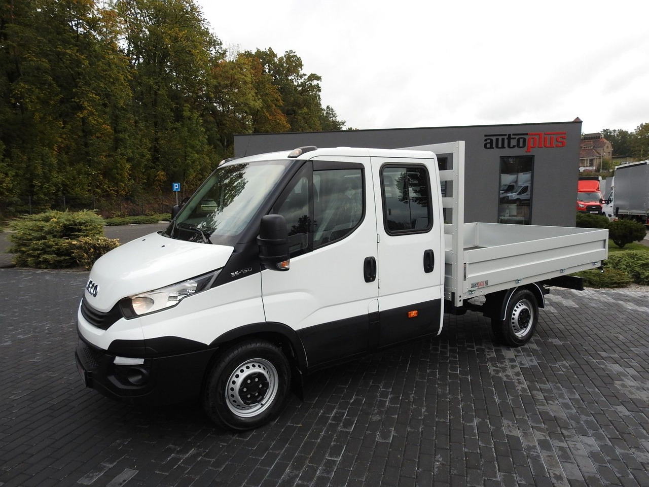 Iveco DAILY 35S15 PRITSCHE DOPPELKABINE DOKA 7 SITZE leasing Iveco DAILY 35S15 PRITSCHE DOPPELKABINE DOKA 7 SITZE: picture 18
