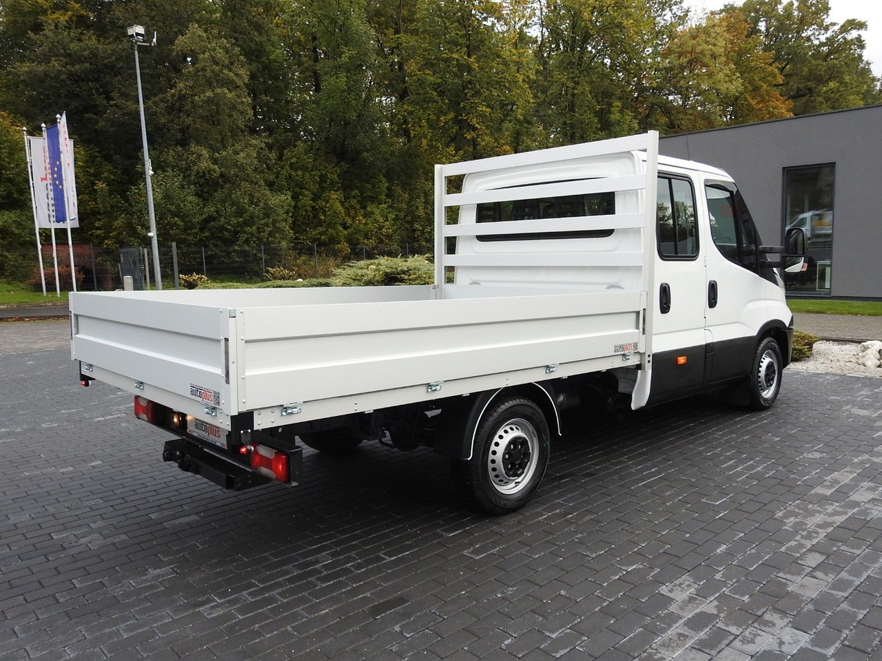 Iveco DAILY 35S15 PRITSCHE DOPPELKABINE DOKA 7 SITZE leasing Iveco DAILY 35S15 PRITSCHE DOPPELKABINE DOKA 7 SITZE: picture 13