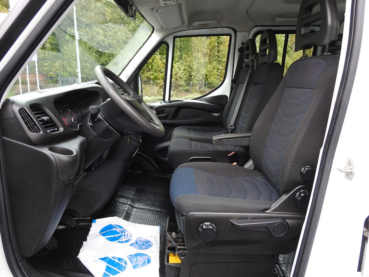 Iveco DAILY 35S15 PRITSCHE DOPPELKABINE DOKA 7 SITZE leasing Iveco DAILY 35S15 PRITSCHE DOPPELKABINE DOKA 7 SITZE: picture 22