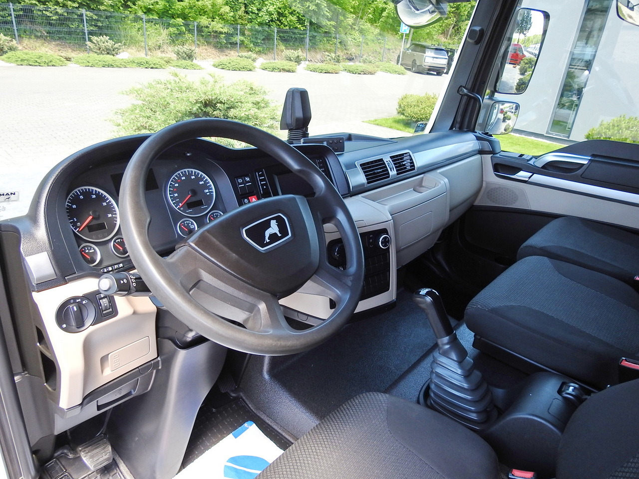 MAN TGL 10.180 REGRIGERATOR BOX -20*C 11 PALLETS POWER SUPPLY 230V AIR CONDITIONING PNEUMATICS TWIN WHEELS 180HP - Refrigerator truck: picture 2 MAN TGL 10.180 REGRIGERATOR BOX -20*C 11 PALLETS POWER SUPPLY 230V AIR CONDITIONING PNEUMATICS TWIN WHEELS 180HP - Refrigerator truck: picture 2