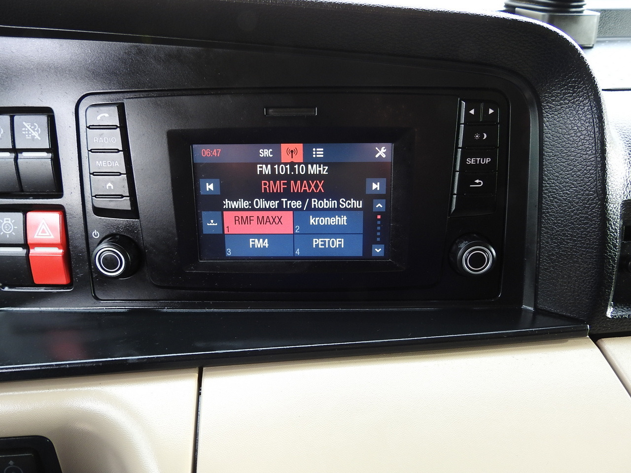 Closed box van MAN TGL 8.18 BOX 16 PALLETS CRUISE CONTROL TWIN WHEELS  180HP: picture 35