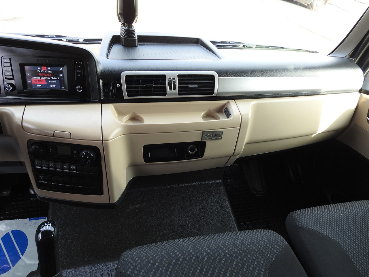 Closed box van MAN TGL 8.18 BOX 16 PALLETS CRUISE CONTROL TWIN WHEELS  180HP: picture 32