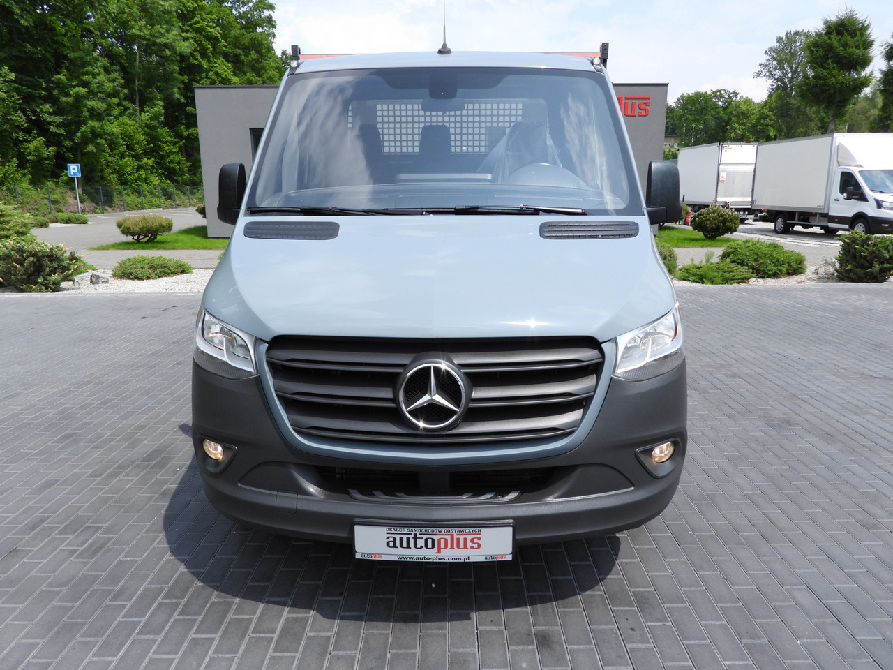 MERCEDES SPRINTER 315 STAKE BODY 8 PALLETS CRUISE CONTROL AIR CONDITIONING 150HP - Open body delivery van: picture 5 MERCEDES SPRINTER 315 STAKE BODY 8 PALLETS CRUISE CONTROL AIR CONDITIONING 150HP - Open body delivery van: picture 5