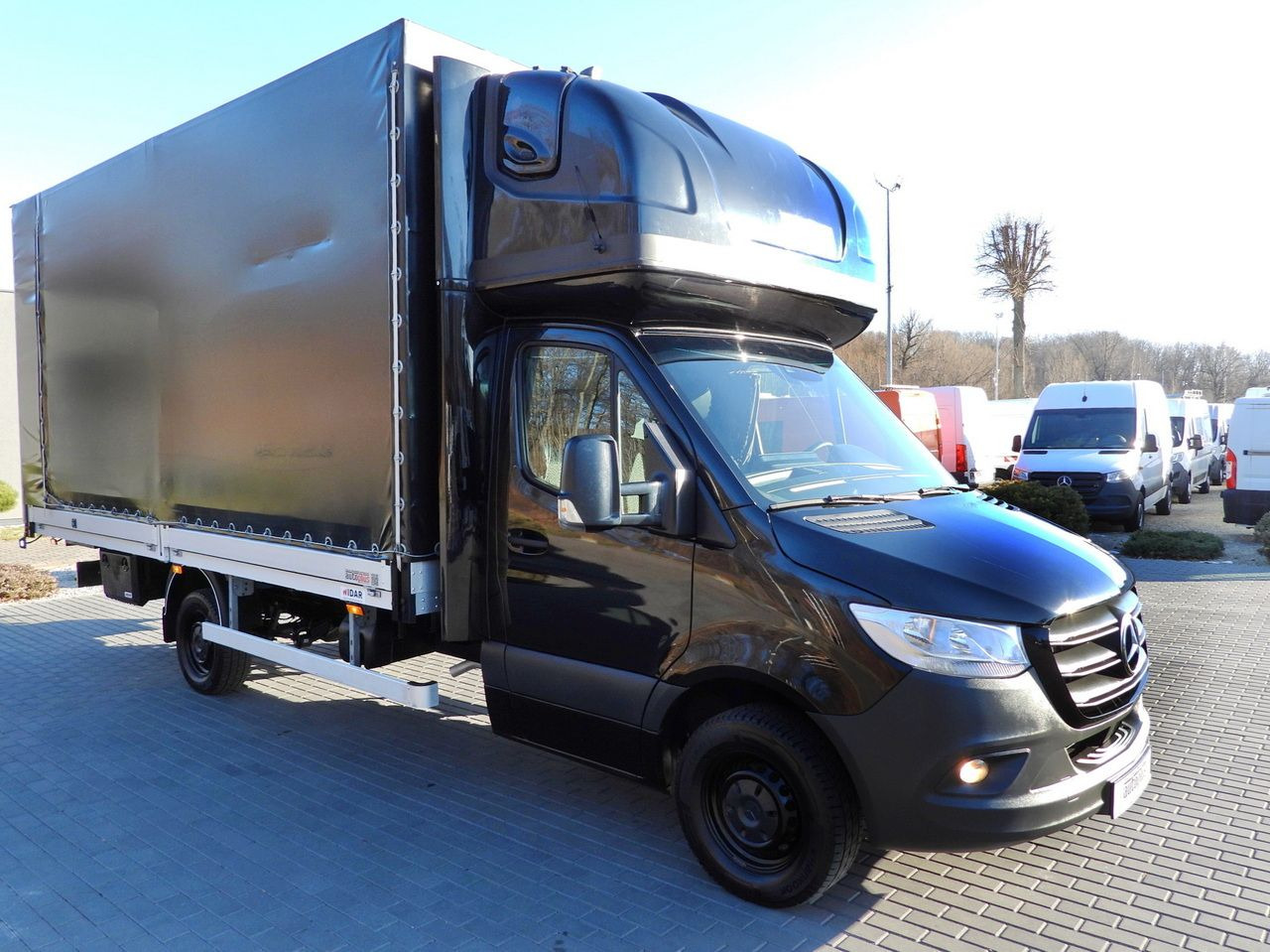 MERCEDES SPRINTER 319 TARPAULIN 12 PALLETS CRUISE CONTROL NAVIGATION PNEUMATICS AUTOMATIC TRANSMISSION HI-MATIC AIR CONDITIONING 190HP - Curtain side van: picture 4 MERCEDES SPRINTER 319 TARPAULIN 12 PALLETS CRUISE CONTROL NAVIGATION PNEUMATICS AUTOMATIC TRANSMISSION HI-MATIC AIR CONDITIONING 190HP - Curtain side van: picture 4