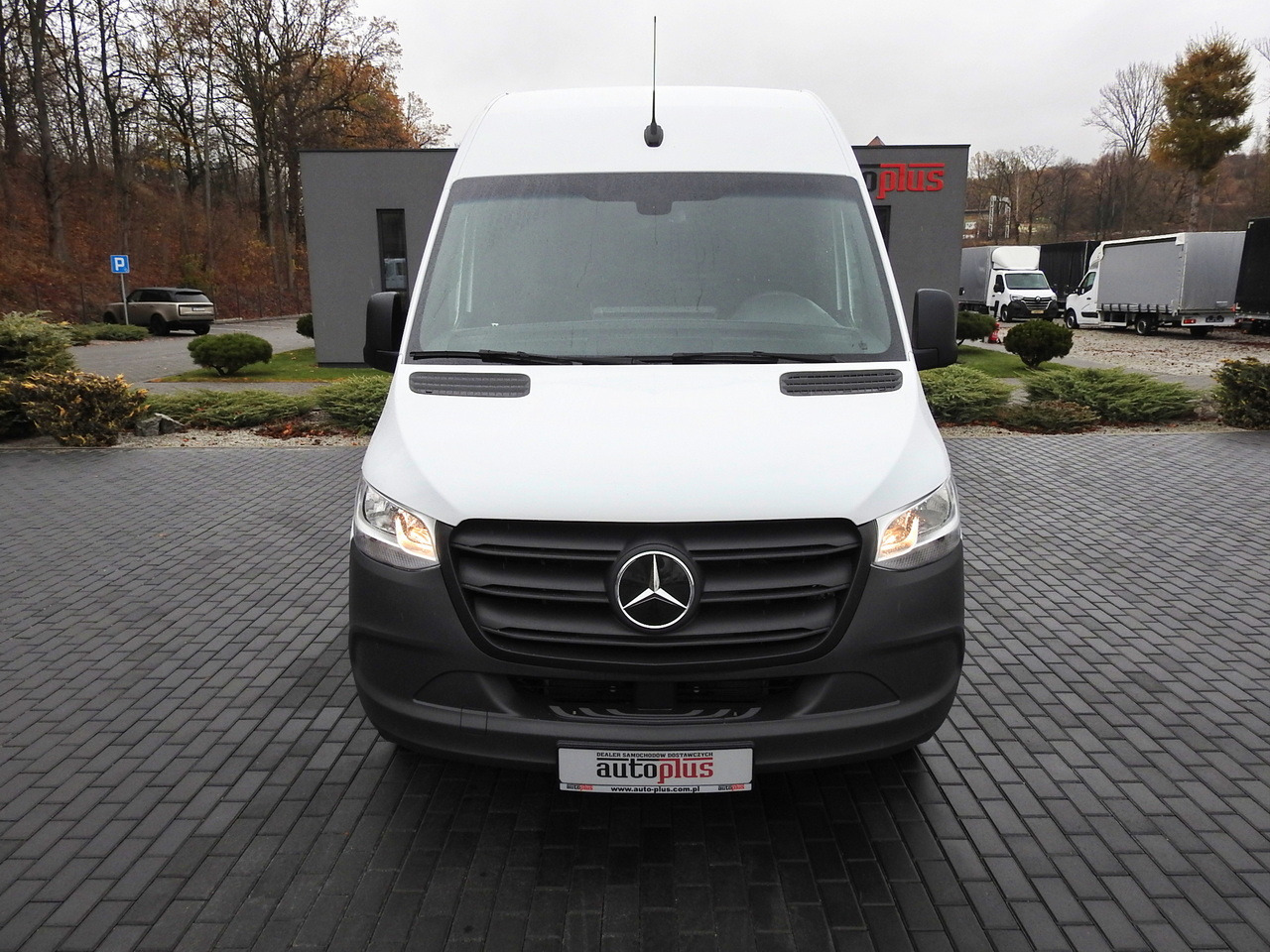 MERCEDES eSprinter NEW ELECTRIC VAN AUTOMATIC TRANSMISSION GUARANTEE 95HP - Panel van: picture 5 MERCEDES eSprinter NEW ELECTRIC VAN AUTOMATIC TRANSMISSION GUARANTEE 95HP - Panel van: picture 5