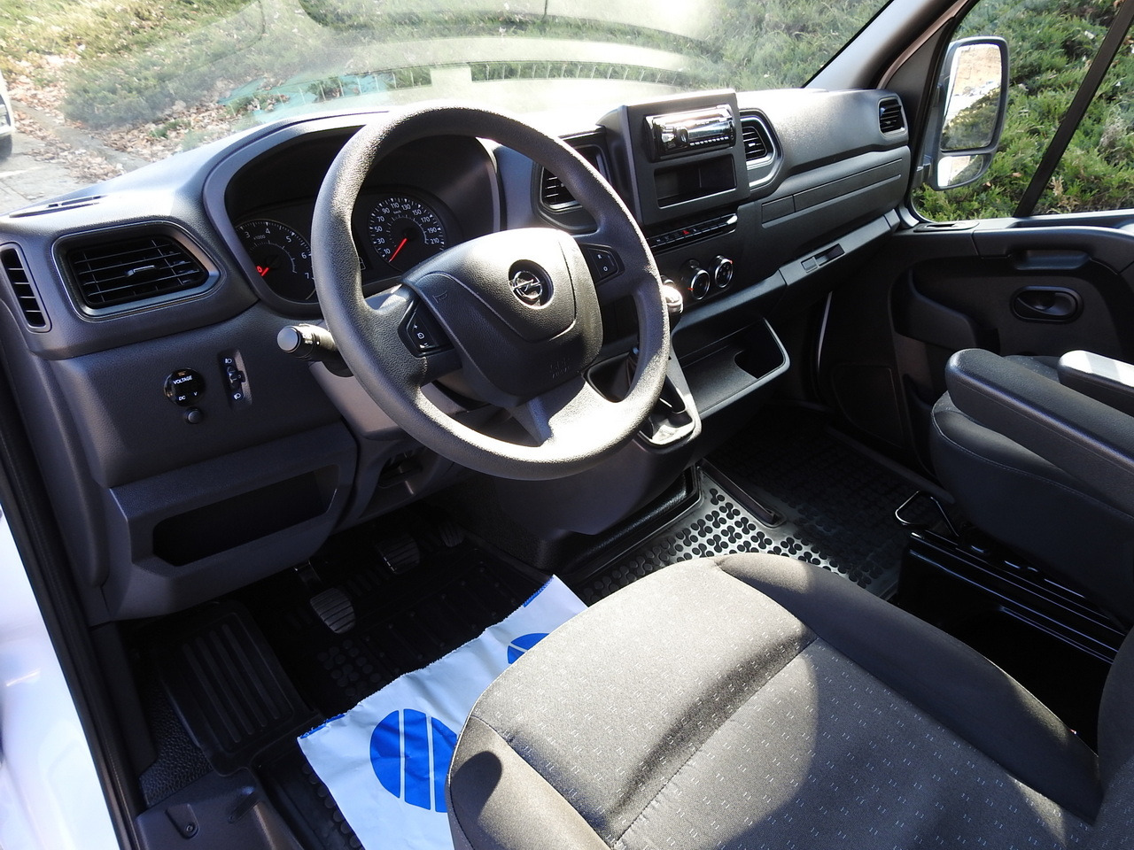 OPEL MOVANO TARPAULIN 10 PALLETS WEBASTO CRUISE CONTROL AIR CONDITIONING LED LIGHTS PNEUMATICS 165HP - Curtain side van: picture 2 OPEL MOVANO TARPAULIN 10 PALLETS WEBASTO CRUISE CONTROL AIR CONDITIONING LED LIGHTS PNEUMATICS 165HP - Curtain side van: picture 2