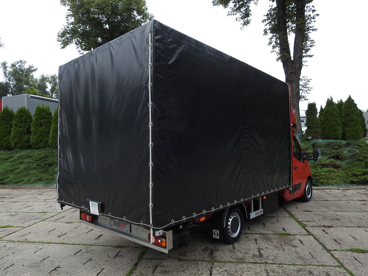 OPEL MOVANO TARPAULIN 10 PALLETS WEBASTO CRUISE CONTROL LED LIGHTS PNEUMATICS AIR CONDITIONING 165HP - Curtain side van: picture 3 OPEL MOVANO TARPAULIN 10 PALLETS WEBASTO CRUISE CONTROL LED LIGHTS PNEUMATICS AIR CONDITIONING 165HP - Curtain side van: picture 3