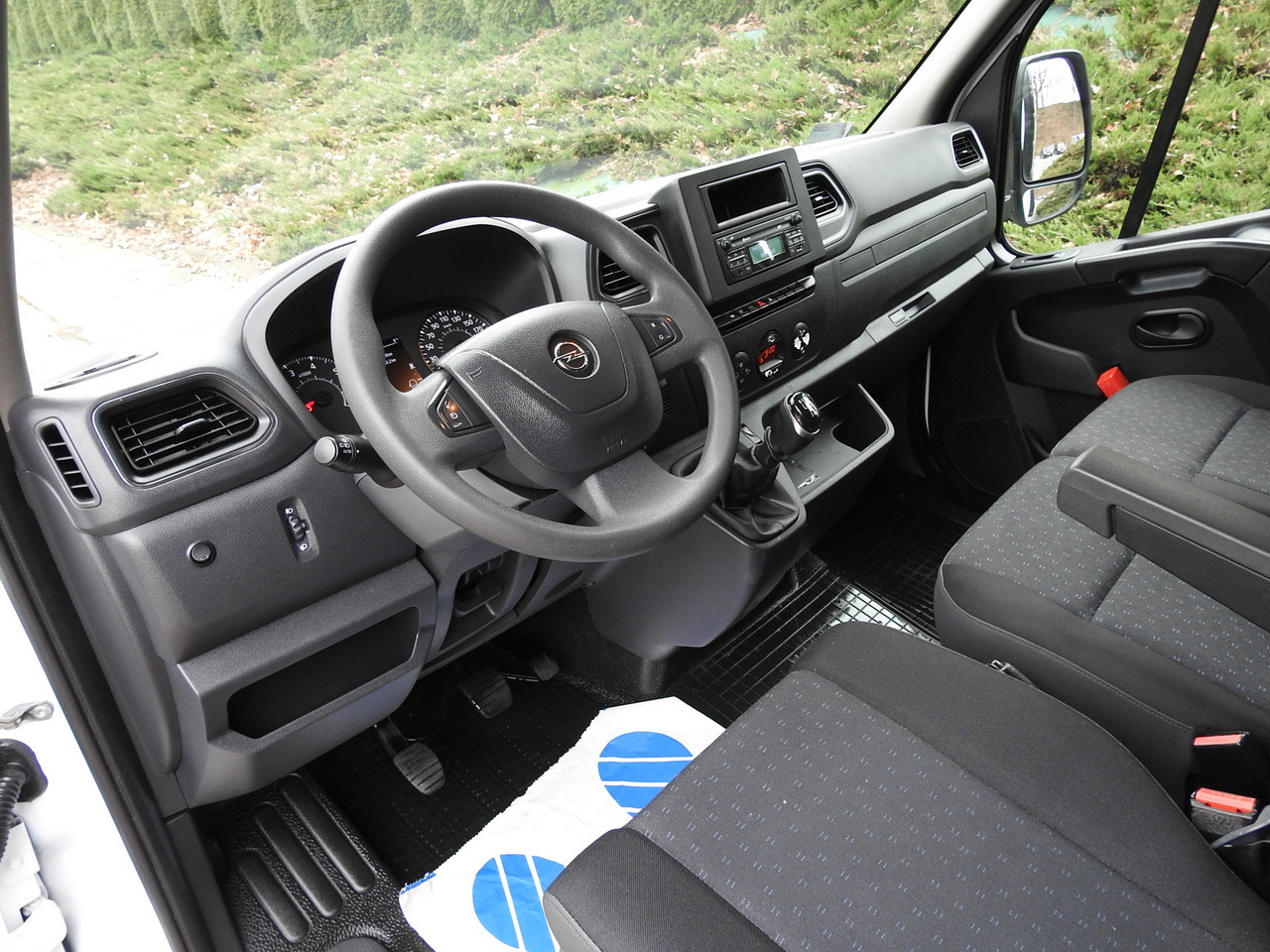 OPEL MOVANO TARPAULIN LIFT 10 PALLETS CRUISE CONTROL AIR CONDITIONING LED LIGHTS PNEUMATICS TWIN WHEELS 165HP - Curtain side van: picture 2 OPEL MOVANO TARPAULIN LIFT 10 PALLETS CRUISE CONTROL AIR CONDITIONING LED LIGHTS PNEUMATICS TWIN WHEELS 165HP - Curtain side van: picture 2