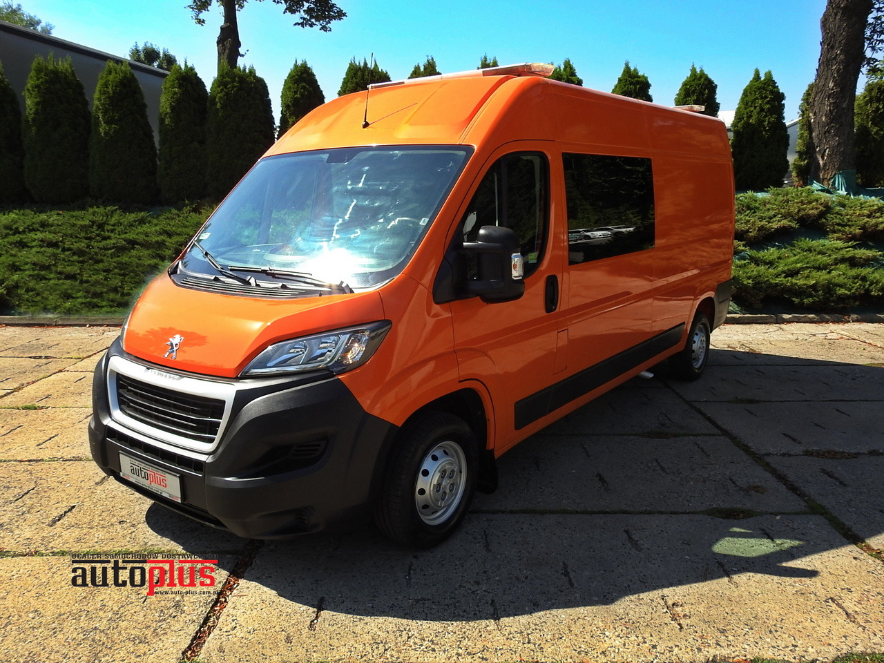 PEUGEOT BOXER BOX DELIVERY VAN 7 SEATS AIR CONDITIONING  120HP - Panel van: picture 1 PEUGEOT BOXER BOX DELIVERY VAN 7 SEATS AIR CONDITIONING  120HP - Panel van: picture 1
