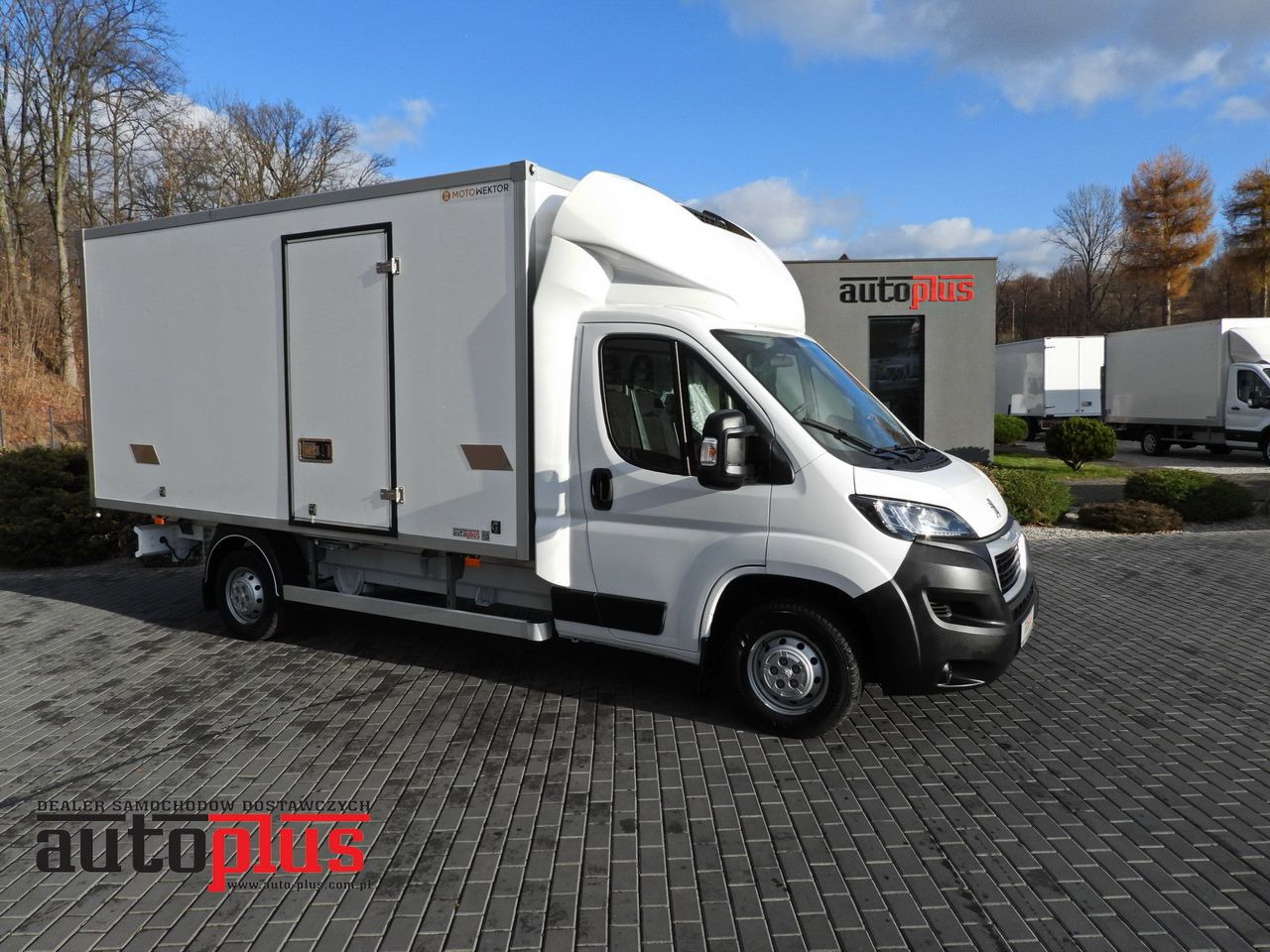 PEUGEOT BOXER REGRIGERATOR BOX 0*C 8 PALLETS CRUISE CONTROL LED LIGHTS AIR CONDITIONING 140HP - Refrigerated delivery van: picture 1 PEUGEOT BOXER REGRIGERATOR BOX 0*C 8 PALLETS CRUISE CONTROL LED LIGHTS AIR CONDITIONING 140HP - Refrigerated delivery van: picture 1