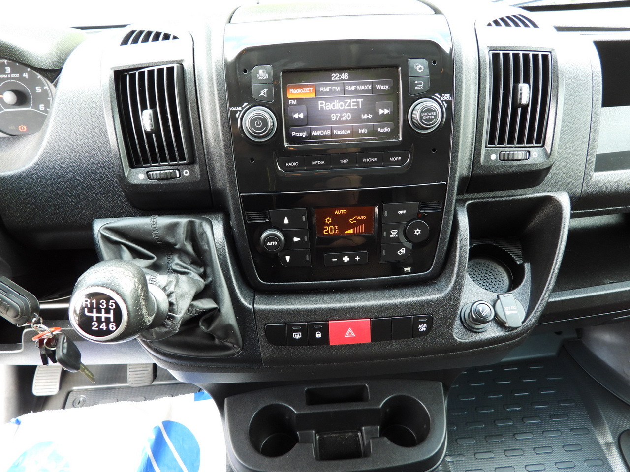 Refrigerated delivery van PEUGEOT BOXER REGRIGERATOR BOX 0*C 8 PALLETS CRUISE CONTROL LED LIGHTS AIR CONDITIONING  165HP: picture 39