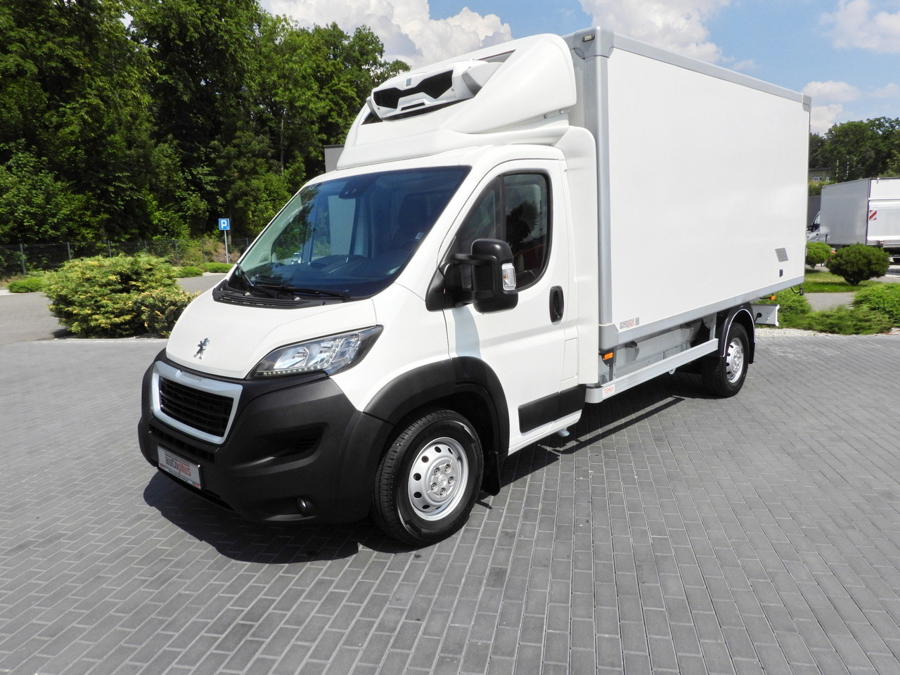 Refrigerated delivery van PEUGEOT BOXER REGRIGERATOR BOX 0*C 8 PALLETS CRUISE CONTROL LED LIGHTS AIR CONDITIONING  165HP: picture 19