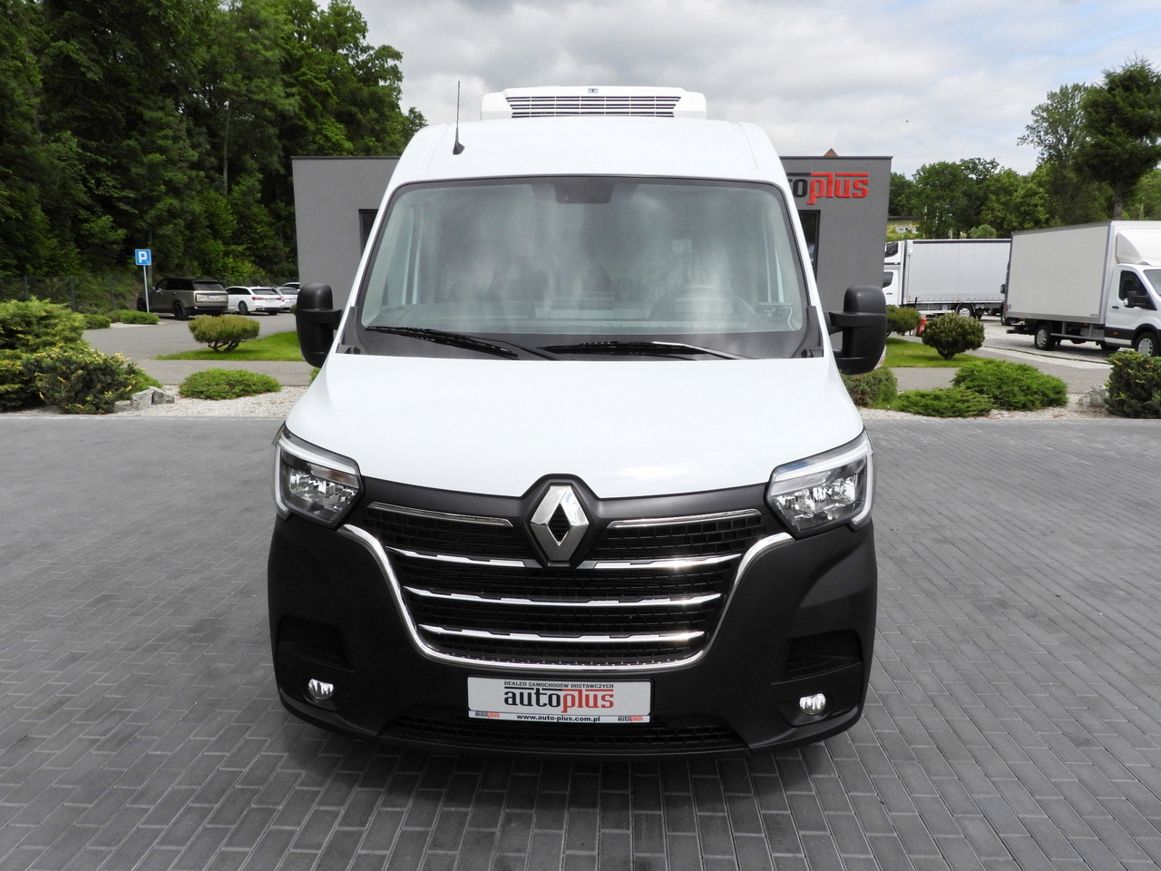 RENAULT MASTER REFRIGERATOR VAN -5*C CRUISE CONTROL NAVIGATION LED LIGHTS AIR CONDITIONING 135HP - Refrigerated delivery van: picture 5 RENAULT MASTER REFRIGERATOR VAN -5*C CRUISE CONTROL NAVIGATION LED LIGHTS AIR CONDITIONING 135HP - Refrigerated delivery van: picture 5