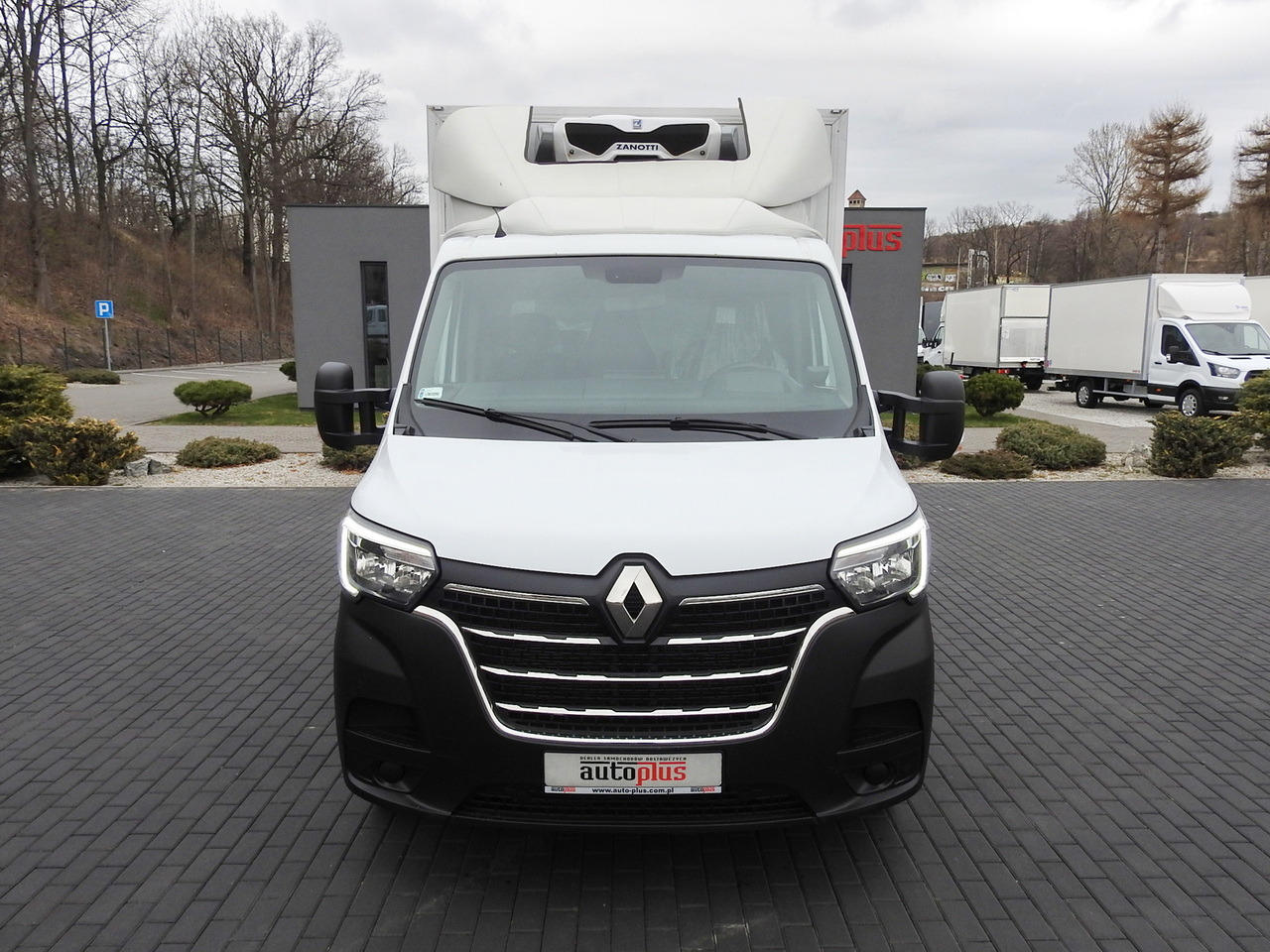 RENAULT MASTER REGRIGERATOR BOX 0*C LED LIGHTS AIR CONDITIONING 145HP - Refrigerated delivery van: picture 5 RENAULT MASTER REGRIGERATOR BOX 0*C LED LIGHTS AIR CONDITIONING 145HP - Refrigerated delivery van: picture 5