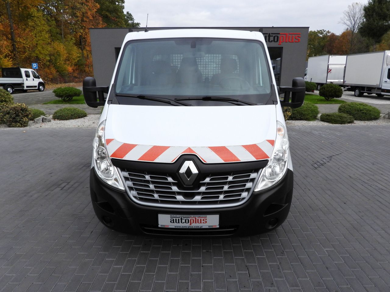 RENAULT MASTER STAKE BODY CRUISE CONTROL NAVIGATION TWIN WHEELS AIR CONDITIONING 130HP - Open body delivery van: picture 5 RENAULT MASTER STAKE BODY CRUISE CONTROL NAVIGATION TWIN WHEELS AIR CONDITIONING 130HP - Open body delivery van: picture 5