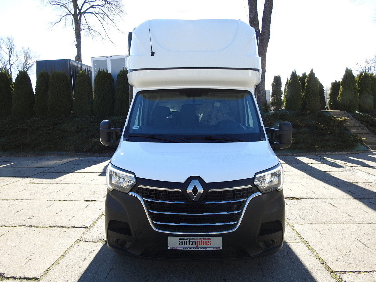 RENAULT MASTER TARPAULIN 10 PALLETS WEBASTO CRUISE CONTROL AIR CONDITIONING LED LIGHTS 165HP - Curtain side van: picture 5 RENAULT MASTER TARPAULIN 10 PALLETS WEBASTO CRUISE CONTROL AIR CONDITIONING LED LIGHTS 165HP - Curtain side van: picture 5