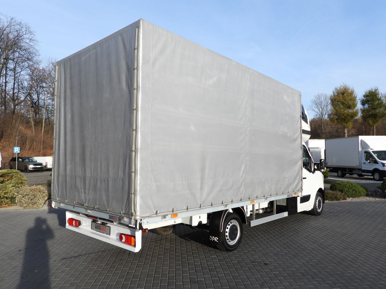 RENAULT MASTER TARPAULIN 10 PALLETS WEBASTO CRUISE CONTROL LED LIGHTS PNEUMATICS AIR CONDITIONING 165HP - Curtain side van: picture 3 RENAULT MASTER TARPAULIN 10 PALLETS WEBASTO CRUISE CONTROL LED LIGHTS PNEUMATICS AIR CONDITIONING 165HP - Curtain side van: picture 3