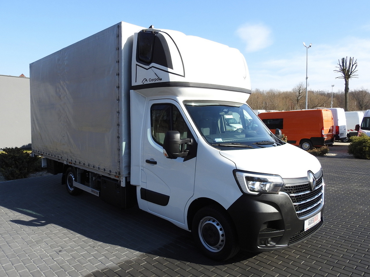 RENAULT MASTER TARPAULIN 10 PALLETS WEBASTO CRUISE CONTROL LED LIGHTS PNEUMATICS AIR CONDITIONING 165HP - Curtain side van: picture 4 RENAULT MASTER TARPAULIN 10 PALLETS WEBASTO CRUISE CONTROL LED LIGHTS PNEUMATICS AIR CONDITIONING 165HP - Curtain side van: picture 4
