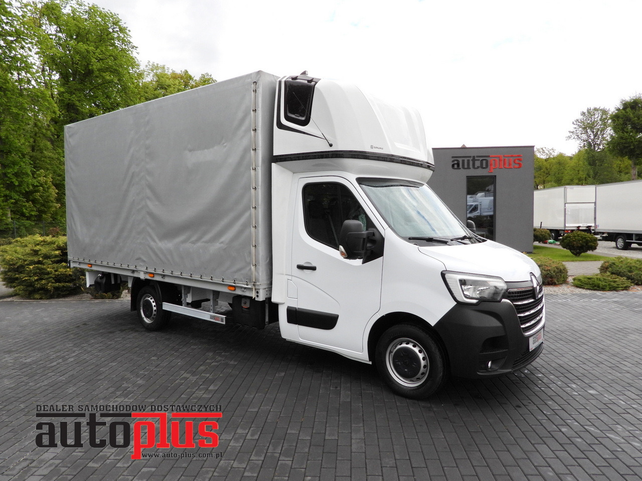 RENAULT MASTER TARPAULIN 10 PALLETS WEBASTO CRUISE CONTROL LED LIGHTS PNEUMATICS AIR CONDITIONING 165HP - Curtain side van: picture 1 RENAULT MASTER TARPAULIN 10 PALLETS WEBASTO CRUISE CONTROL LED LIGHTS PNEUMATICS AIR CONDITIONING 165HP - Curtain side van: picture 1