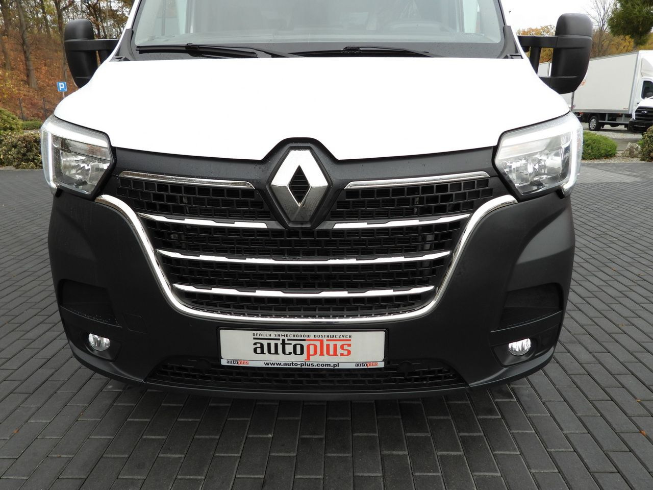 RENAULT MASTER TARPAULIN 10 PALLETS WEBASTO CRUISE CONTROL NAVIGATION LED LIGHTS TWIN WHEELS AIR CONDITIONING 165HP leasing RENAULT MASTER TARPAULIN 10 PALLETS WEBASTO CRUISE CONTROL NAVIGATION LED LIGHTS TWIN WHEELS AIR CONDITIONING 165HP: picture 15 RENAULT MASTER TARPAULIN 10 PALLETS WEBASTO CRUISE CONTROL NAVIGATION LED LIGHTS TWIN WHEELS AIR CONDITIONING 165HP leasing RENAULT MASTER TARPAULIN 10 PALLETS WEBASTO CRUISE CONTROL NAVIGATION LED LIGHTS TWIN WHEELS AIR CONDITIONING 165HP: picture 15