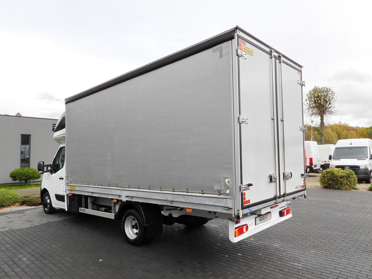 RENAULT MASTER TARPAULIN 10 PALLETS WEBASTO CRUISE CONTROL NAVIGATION LED LIGHTS TWIN WHEELS AIR CONDITIONING 165HP leasing RENAULT MASTER TARPAULIN 10 PALLETS WEBASTO CRUISE CONTROL NAVIGATION LED LIGHTS TWIN WHEELS AIR CONDITIONING 165HP: picture 10 RENAULT MASTER TARPAULIN 10 PALLETS WEBASTO CRUISE CONTROL NAVIGATION LED LIGHTS TWIN WHEELS AIR CONDITIONING 165HP leasing RENAULT MASTER TARPAULIN 10 PALLETS WEBASTO CRUISE CONTROL NAVIGATION LED LIGHTS TWIN WHEELS AIR CONDITIONING 165HP: picture 10