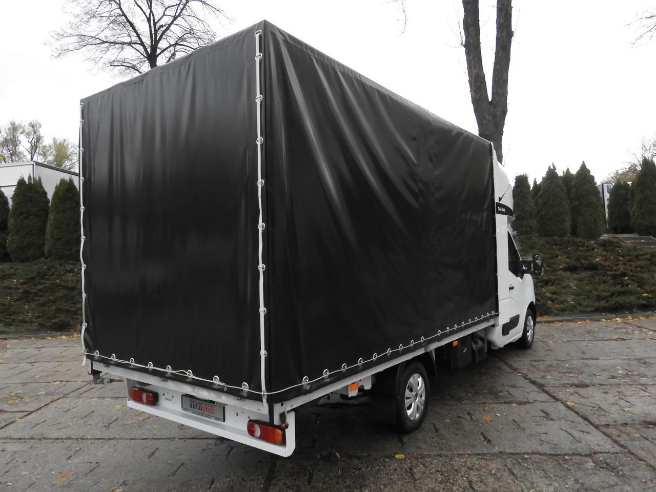 RENAULT MASTER TARPAULIN 8 PALLETS CRUISE CONTROL LED LIGHTS AIR CONDITIONING 165HP - Curtain side van: picture 3 RENAULT MASTER TARPAULIN 8 PALLETS CRUISE CONTROL LED LIGHTS AIR CONDITIONING 165HP - Curtain side van: picture 3