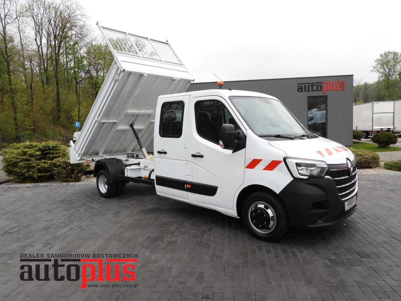 Renault MASTER KIPPER DOPPELKABINE DOKA 6 SITZE TEMPOMAT - Tipper van, Combi van: picture 1 Renault MASTER KIPPER DOPPELKABINE DOKA 6 SITZE TEMPOMAT - Tipper van, Combi van: picture 1