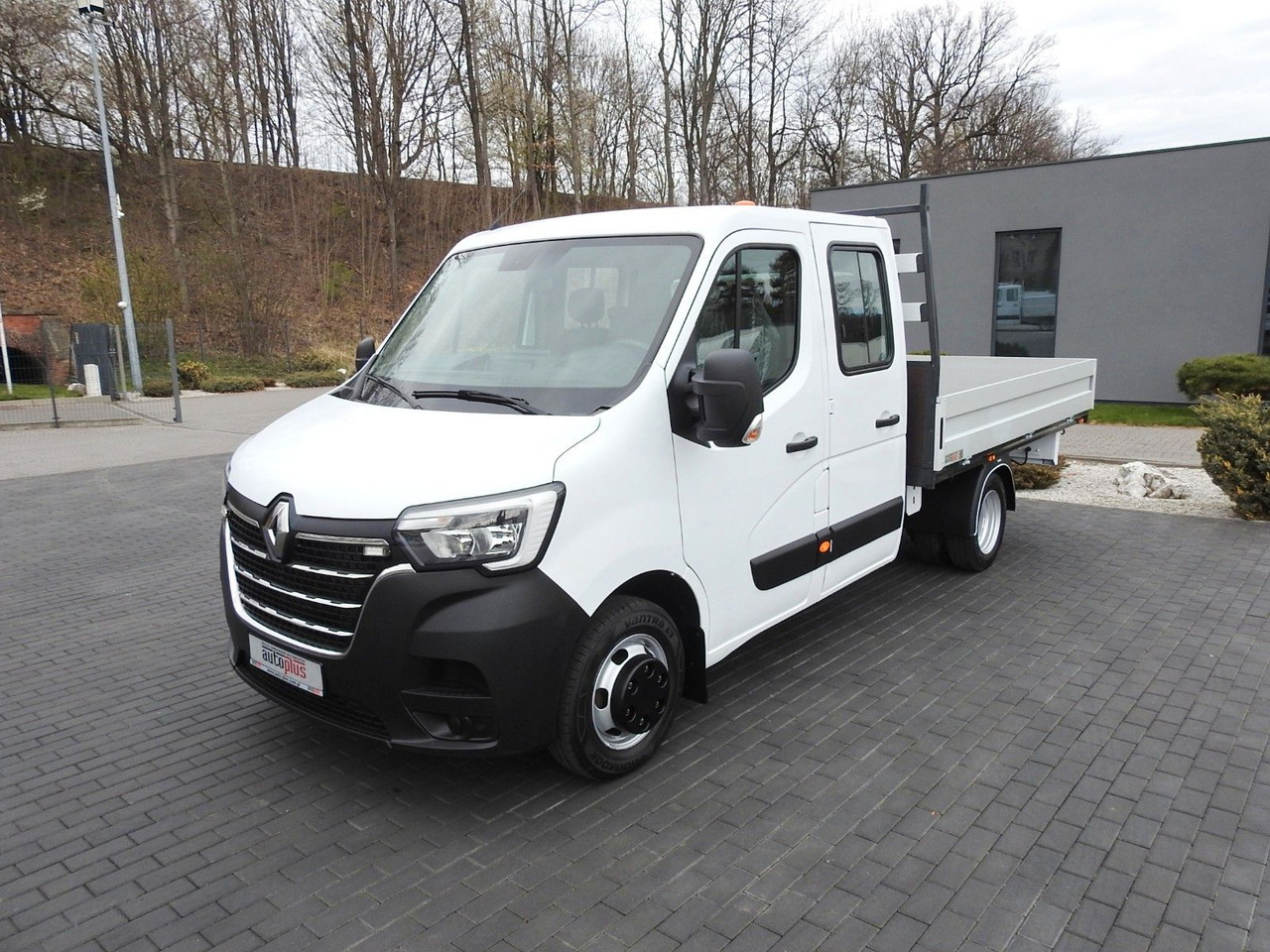 Renault MASTER PRITSCHE DOPPELKABINE DOKA 7 SITZE A/C - Open body delivery van, Combi van: picture 5 Renault MASTER PRITSCHE DOPPELKABINE DOKA 7 SITZE A/C - Open body delivery van, Combi van: picture 5