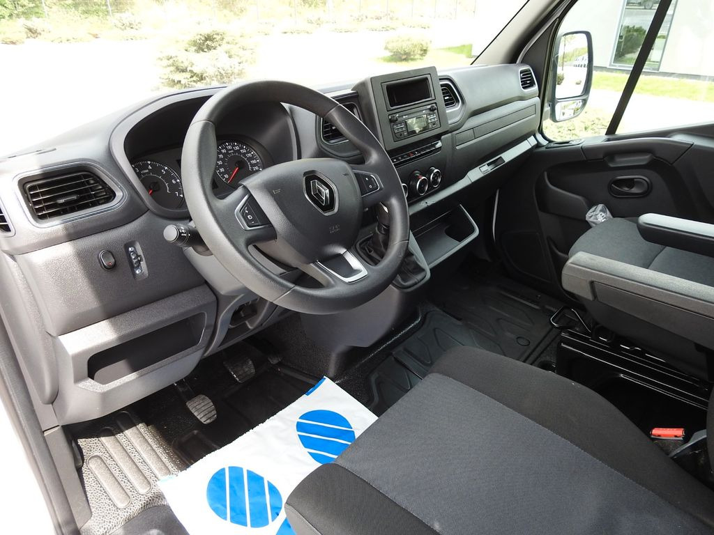 Renault MASTER PRITSCHE PLANE 10 PALETTEN WEBASTO A/C - Curtain side van, Combi van: picture 2 Renault MASTER PRITSCHE PLANE 10 PALETTEN WEBASTO A/C - Curtain side van, Combi van: picture 2