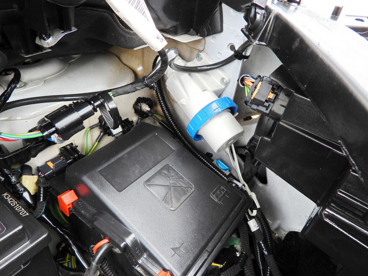 Refrigerated delivery van TOYOTA PROACE CITY REFRIGERATOR VAN -15*C POWER SUPPLY 230V CRUISE CONTROL AIR CONDITIONING 100HP: picture 43 Refrigerated delivery van TOYOTA PROACE CITY REFRIGERATOR VAN -15*C POWER SUPPLY 230V CRUISE CONTROL AIR CONDITIONING 100HP: picture 43