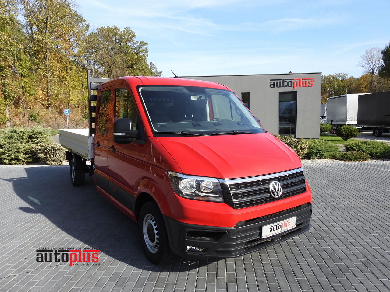 VOLKSWAGEN CRAFTER STAKE BODY DOUBLE CABIN DOKA 7 SEATS AIR CONDITIONING 140HP - Open body delivery van: picture 1 VOLKSWAGEN CRAFTER STAKE BODY DOUBLE CABIN DOKA 7 SEATS AIR CONDITIONING 140HP - Open body delivery van: picture 1