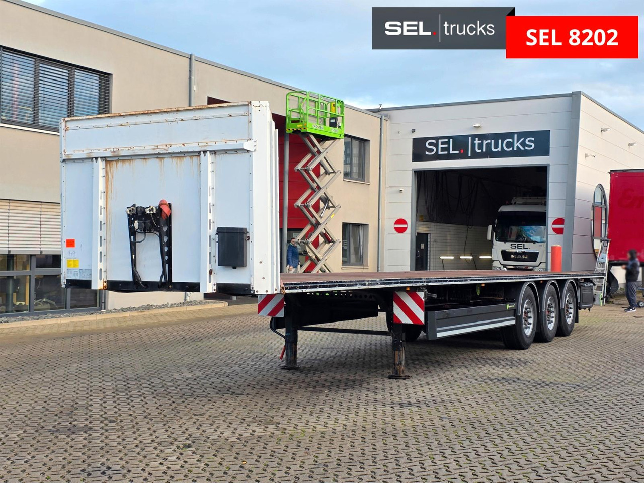Berger SAPL24 / 4.290 kg !!! - Dropside/ Flatbed semi-trailer: picture 1 Berger SAPL24 / 4.290 kg !!! - Dropside/ Flatbed semi-trailer: picture 1