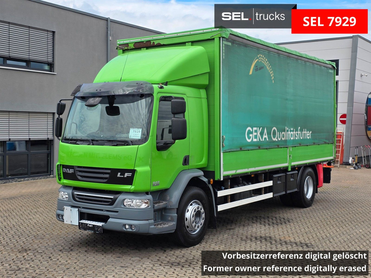 DAF FA LF 55.300 / Ladebordwand + Kofferseite - Curtain side truck: picture 1 DAF FA LF 55.300 / Ladebordwand + Kofferseite - Curtain side truck: picture 1