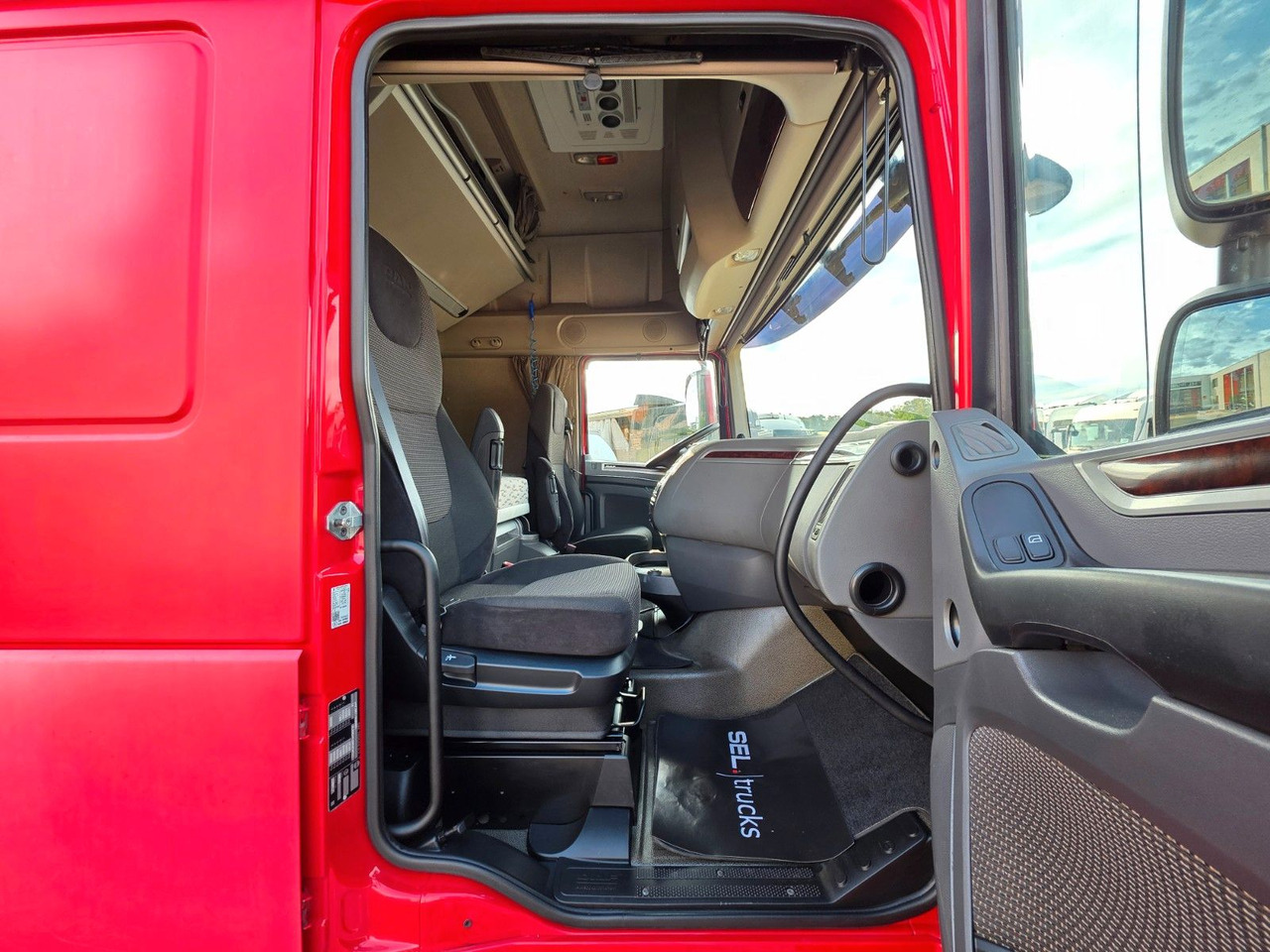 Curtain side truck DAF XF 410 / ZF Intarder / Durchladezug: picture 14 Curtain side truck DAF XF 410 / ZF Intarder / Durchladezug: picture 14