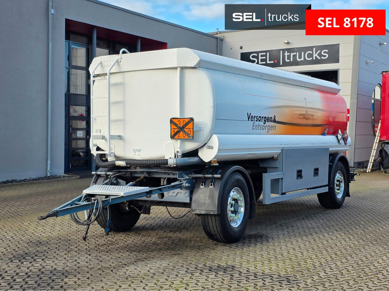 Esterer, Ulrich TA 18.186 /Alu-Felgen /ADR AT / - Tanker trailer: picture 1 Esterer, Ulrich TA 18.186 /Alu-Felgen /ADR AT / - Tanker trailer: picture 1