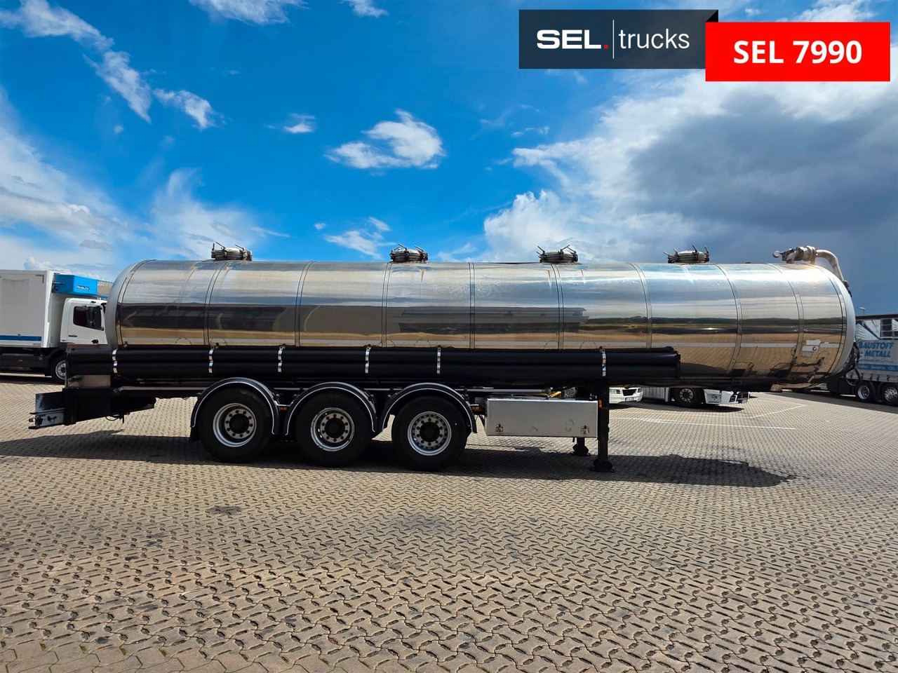 Eurotank STN27 - Tanker semi-trailer: picture 4 Eurotank STN27 - Tanker semi-trailer: picture 4