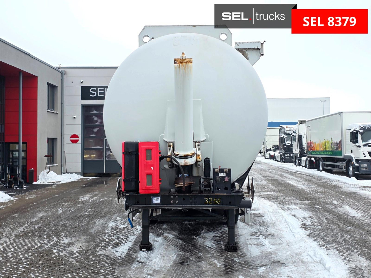 Feldbinder KIP 52/7000/A/2 / ADR AT / 52.000 l - Silo semi-trailer: picture 2 Feldbinder KIP 52/7000/A/2 / ADR AT / 52.000 l - Silo semi-trailer: picture 2